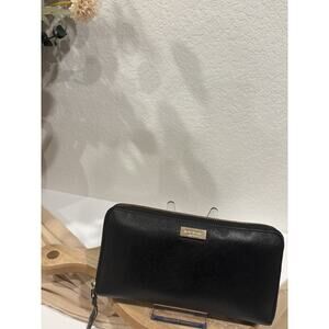 Kate Spade New York Black Solid Logo Zip-Around Wallet Credit Card Holder